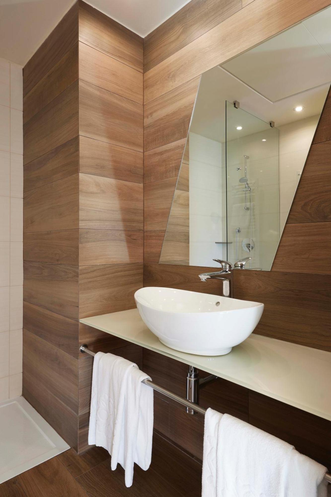 Hotel Atilius - Adults Only Limone sul Garda Bilik gambar