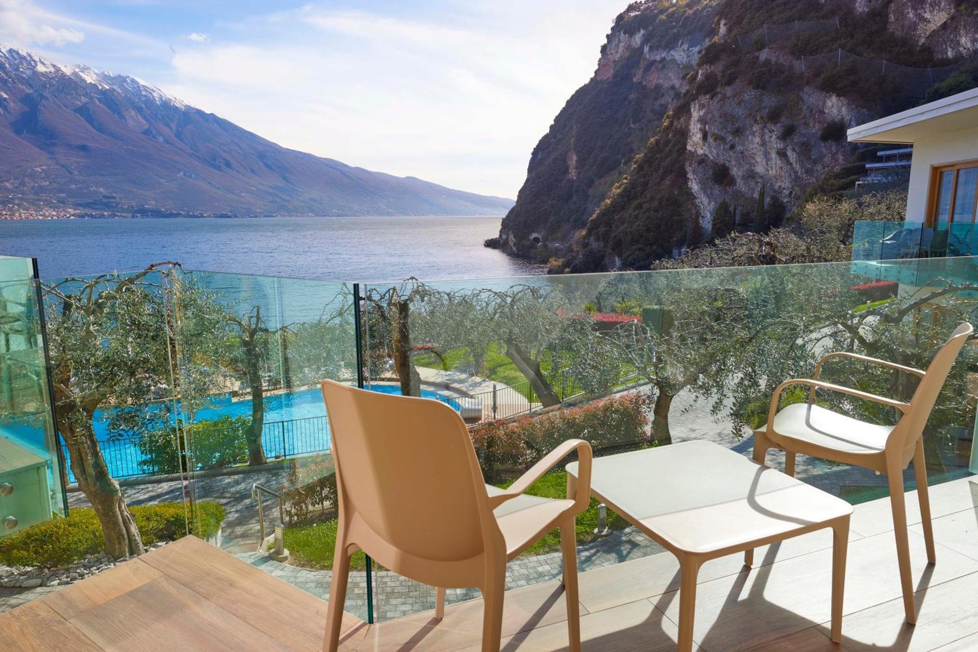 Hotel Atilius - Adults Only Limone sul Garda Bilik gambar