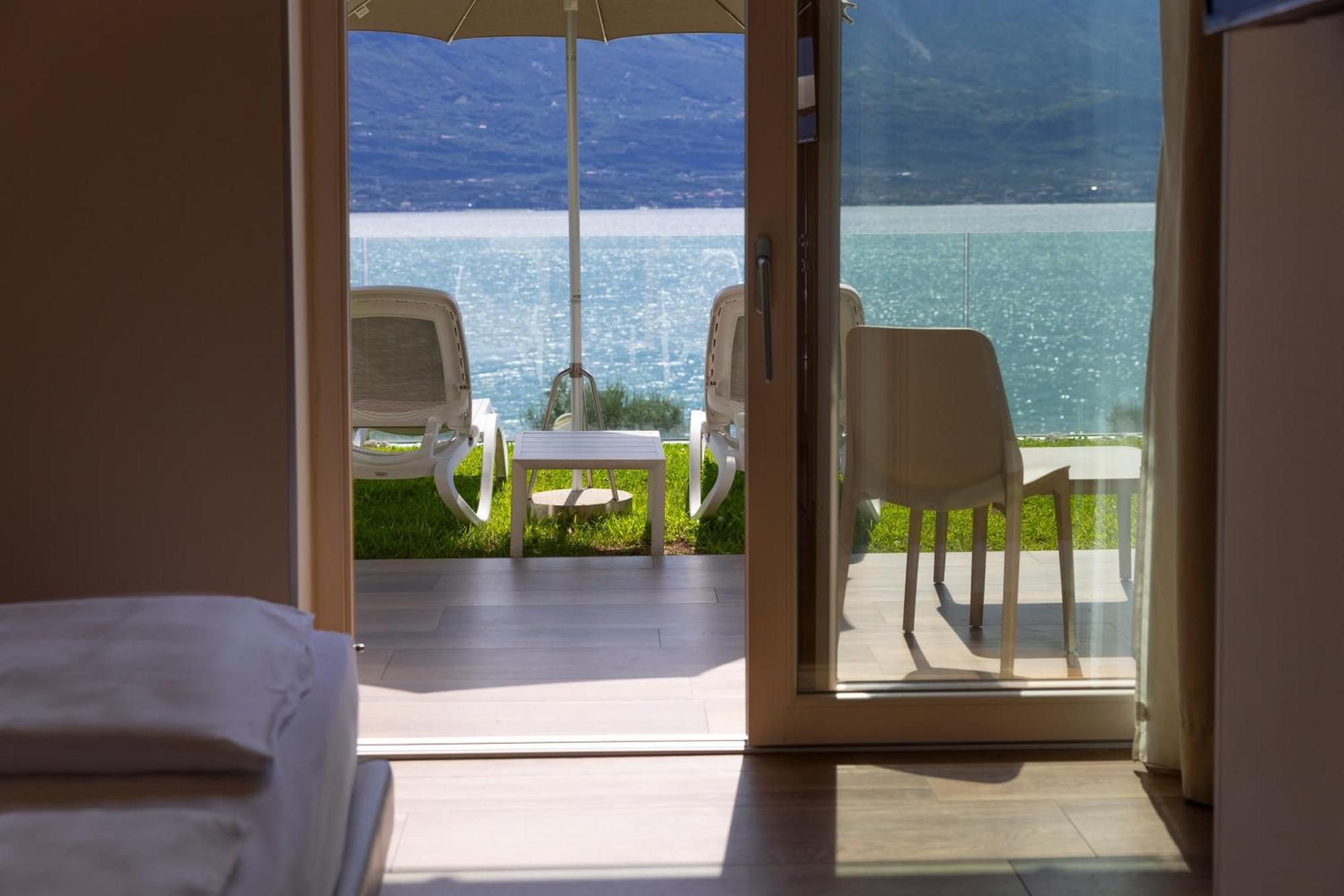 Hotel Atilius - Adults Only Limone sul Garda Bilik gambar