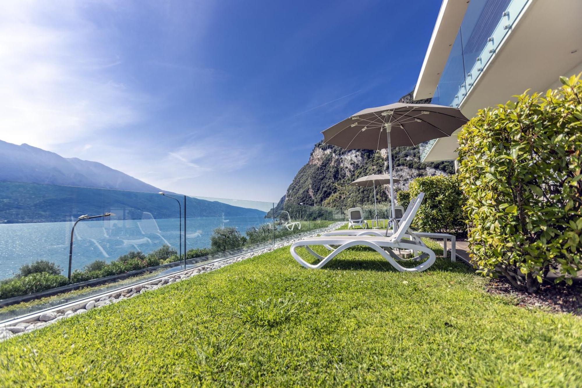 Hotel Atilius - Adults Only Limone sul Garda Bilik gambar